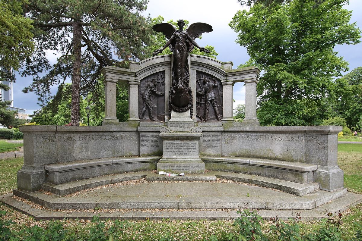 The Titanic Engineers' Memorial in East Park